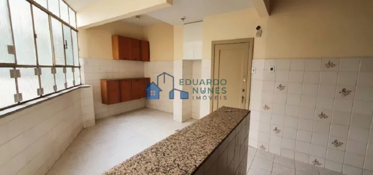 Imagem ÓTIMO APARTAMENTO NO CENTRO COM 03 QUARTOS