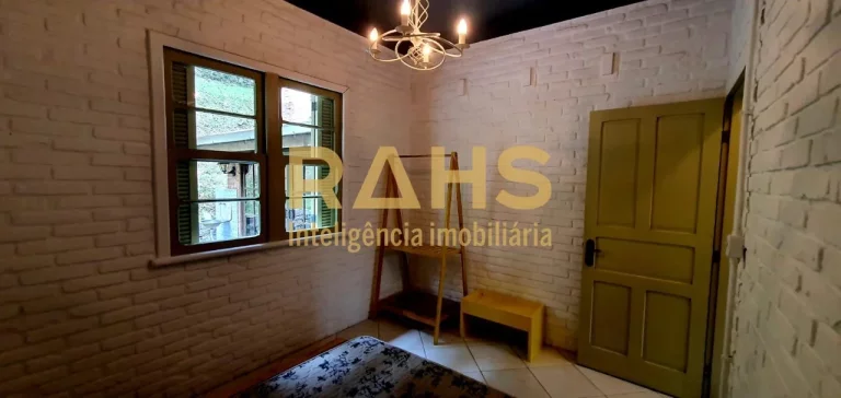 Imagem Chácara Lindíssima à Venda em Pirabeiraba São 56 mil m² de área total. Uma verdadeira imersão...