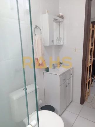 Imagem Apartamento de 1 Quarto a venda no Bairro Santo Antônio. Conta com uma vaga de garagem. Baixo custo...