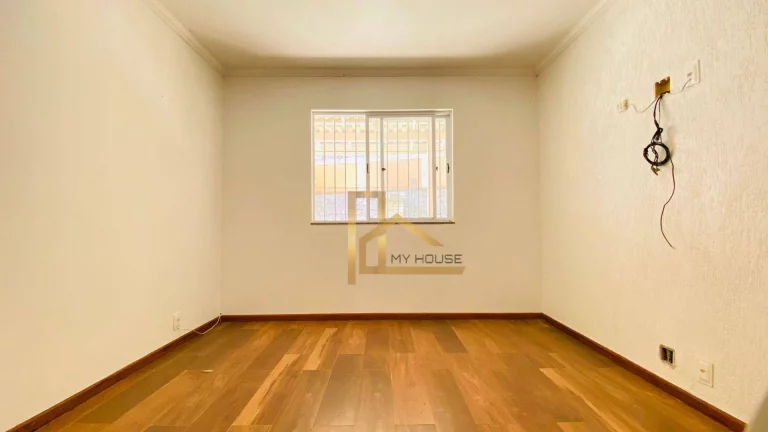 Imagem Casa com 3 quartos sendo 1 suíte no térreo à venda, 120 m² por R$ 670.000 - Granja Guarani - Teresópolis/Rio de Janeiro
