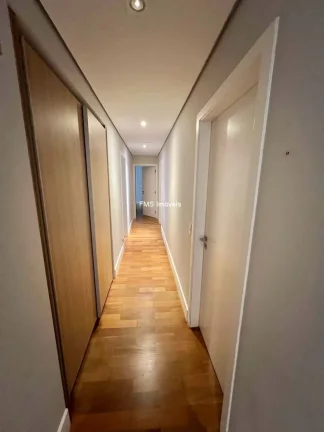 Imagem Apartamento de luxo em Moema, São Paulo-SP: 3 quartos, 3 suítes, 1 sala, 3 vagas, 226m² de puro conforto!