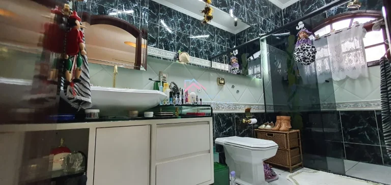 Imagem Casa à venda Tereza Cristina - Área útil 243 m2 com 3 dormitórios sendo 1 suíte - 2 vagas - Bairro M