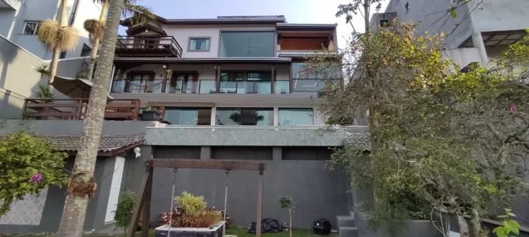 Imagem Casa com 4 dormitórios, 445 m² - venda por R$ 3.500.000 ou aluguel por R$ 18.000/mês - Jardim Imperial Hills III - Arujá/SP