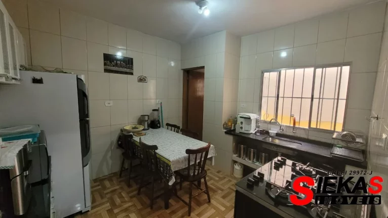 Imagem Imperdível oportunidade de adquirir casa com 4 quartos e 2 vagas em Jardim São Carlos, São Paulo!