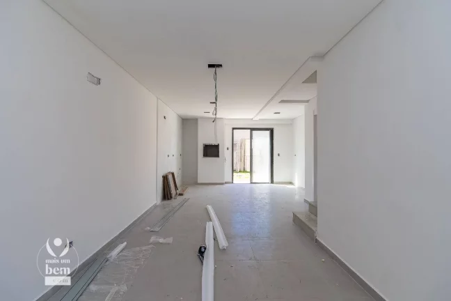 Imagem Sobrado com 3 dormitórios à venda, 112 m² por R$ 699.000,00 - Atuba - Curitiba/PR