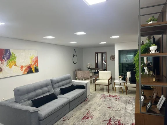 Imagem Sobrado Alto Padrão em Localização Privilegiada 350 m² 4 Dormitorios