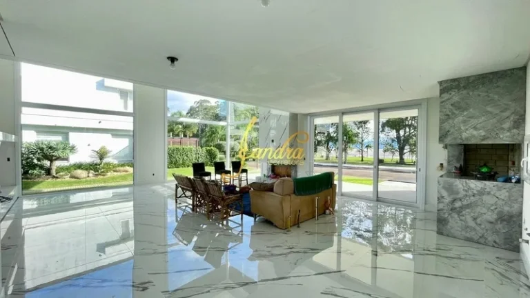 Imagem Sobrado beira de lago Velas da Marina