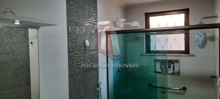 Imagem Casa Duplex Ville Blanche à Venda c/ 4 Qtos e 360 m²