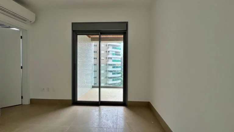 Imagem Apartamento com 3 dormitórios à venda, 141 m por R$ 7.500.000,00 - Riviera