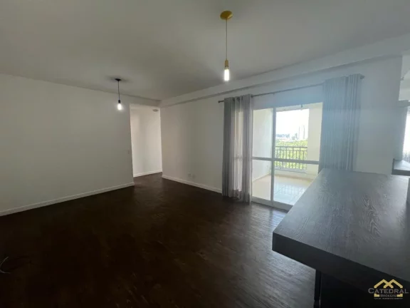 Imagem Apartamento com 03 Quartos (1 suíte) 02 vagas de garagem no Forest