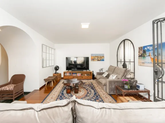 Imagem Casa Duplex Brooklin - 465M², 5 Dorms, 3 Suítes, 3 Vagas Determinadas, Piscina, Churrasqueira, Varanda, Terraço.