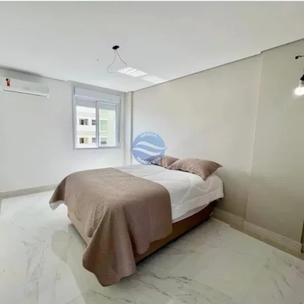 Imagem Apartamento para venda na orla de Santos com vista mar