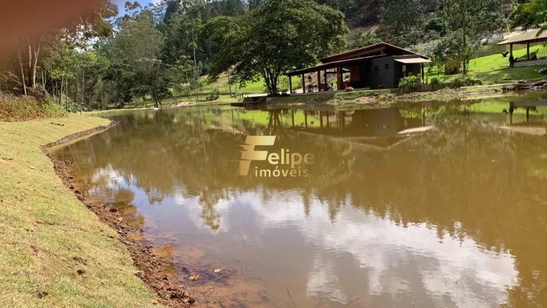 Imagem Tenha sua chácara em Pedra Azul com vista permanente para Pedra do Lagarto.