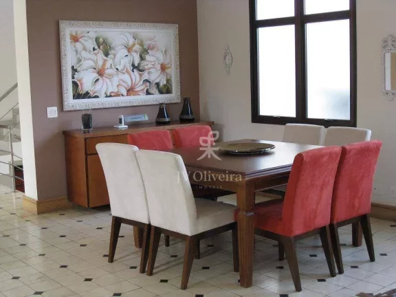 Imagem Casa à venda ao lado do Colégio Miguel de Cervantes, 530 m² com 3 suítes, 4 vagas - Morumbi /SP