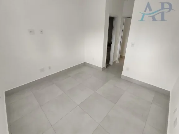 Imagem Apartamento com 3 Dormitórios em Praia Grande Próximo à Praia