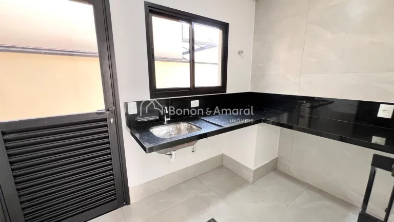 Imagem Moderna e confortável casa à venda no Residencial Mont'Alcino, recém construída. O imóvel possu...
