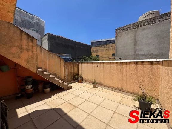 Imagem Casa para locação no Tatuapé - São Paulo-SP com 3 quartos, 2 banheiros e 230m². Venha conferir!