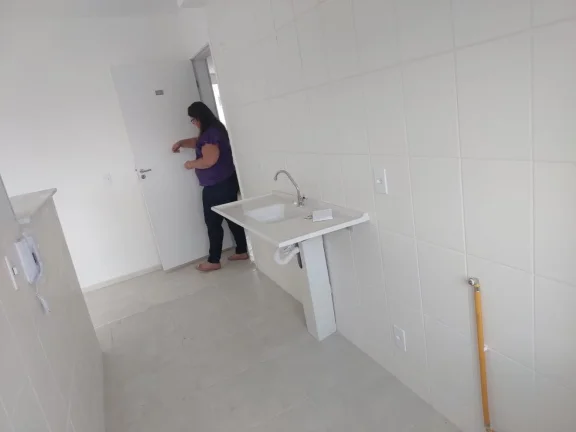 Imagem Apartamento para Venda em Rio de Janeiro, Campo Grande, 2 dormitórios, 1 banheiro, 1 vaga