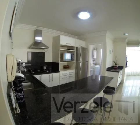 Imagem Apartamento para Temporada em Balneário Camboriú / SC no bairro Centro