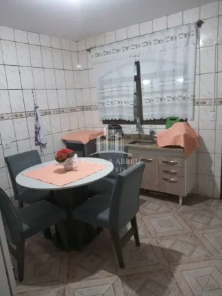 Imagem Ótima Sobrado, 2 Vagas, 3 Dormitórios, 3 Banheiros, Lavanderia Separada, Quintal Grande no Jardim Zaíra 4, Mauá