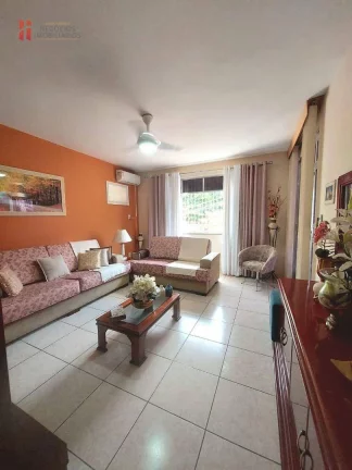Imagem Casa de condomínio com 3 quartos à venda, 350 m² por R$ 2.800.000 - Jardim Vinte e Cinco de Agosto - Duque de Caxias/RJ