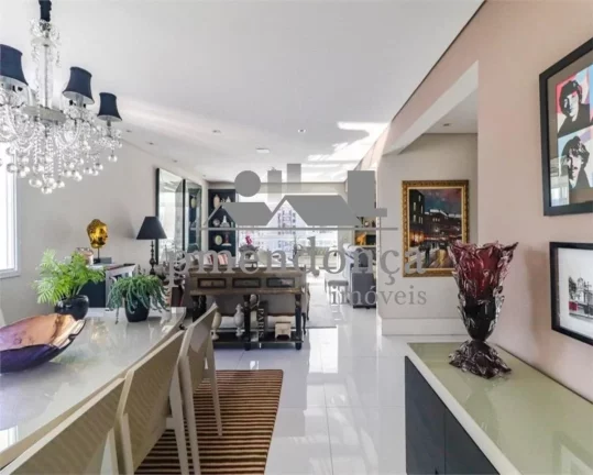 Imagem Excelente apartamento da construtora Paulo Mauro com 3 suítes e 4 vagas, 220m²
