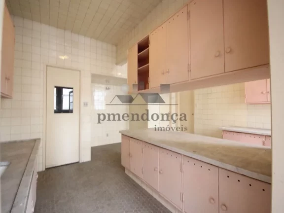 Imagem Apartamento à venda na Av Higienópolis co 4 quartos sendo 2 suites e 3 vagas. 370m2