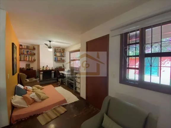 Imagem Chác Vale do Rio Cotia - TÉRREA, 3 suítes, lote plano, piscina e gourmet!