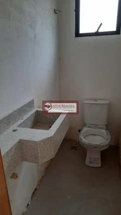 Imagem Sobrado com 3 Dormitórios, sendo 1 suíte , sendo com sacada, 100 m² de área útil, sala, cozinha, lavabo, conceito aberto, área gourmet, lavanderia, garagem para 2 autos.