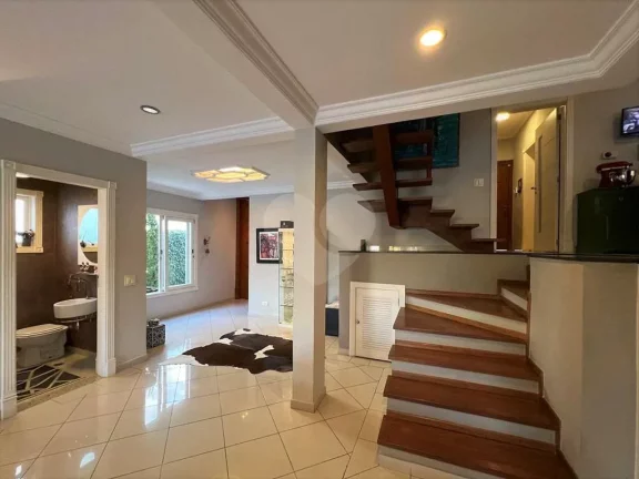 Imagem Casa à venda com 4 quartos, sendo 4 suítes, em Vila Santo Antônio, Cotia - SP