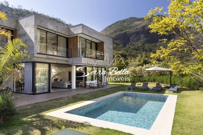 Casa Alto Padrão na Fazenda Marambaia em Itaipava, Petrópolis/RJ