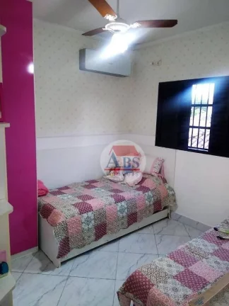 Imagem Sobrado à venda, 250 m² por R$ 585.000,00 - Jardim Casqueiro - Cubatão/SP