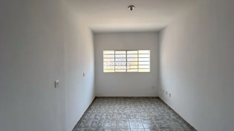 Imagem Casa à venda com 4 dormitórios no bairro Núcleo Habitacional Silvério Cartafina