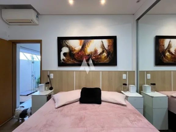 Imagem Casa com 4 quartos, piscina e 2 vagas à Venda, 180 m² na Vila Valença em São Vicente/SP
