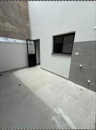 Imagem Casa para Venda em Santo André, Vila Pires, 3 dormitórios, 1 suíte, 1 banheiro, 2 vagas