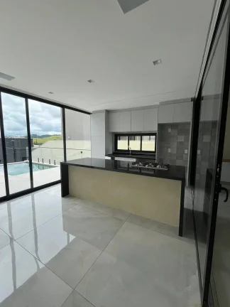 Imagem Casa alto padrão no condomínio Portal Bragança
