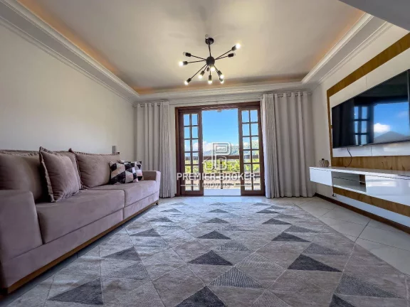 Imagem Casa à venda, 200 m² por R$ 390.000,00 - Bom Retiro - Teresópolis/RJ