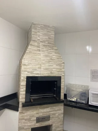 Imagem Apartamento Térreo no Portão com 3 Quartos - R$350 mil