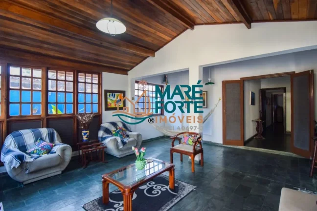 Imagem CASA COM 07 DORMITORIOS PROXIMO A PRAIA ITAGUA