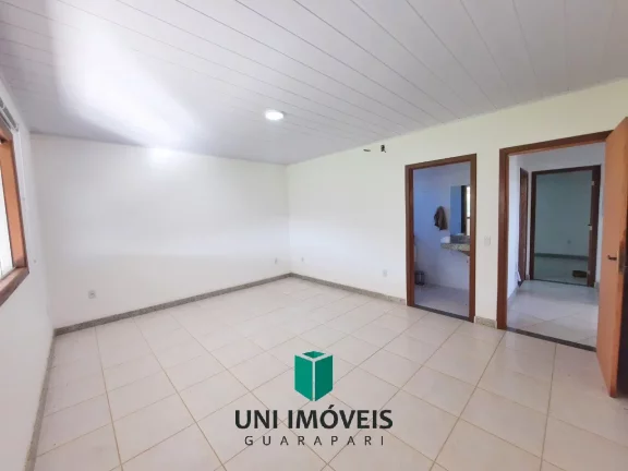 Imagem Maravilhosa chácara de 10.000m² com casa pronta para morar no interior de Guarapari.