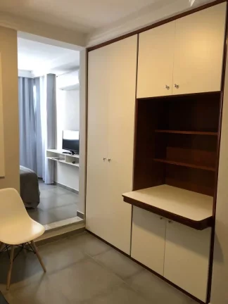 Imagem Flat para aluguel com 28 metros quadrados com 1 quarto em Cerqueira César