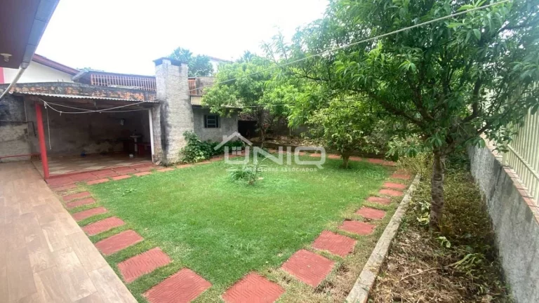 Imagem Casa Suíte + 02 Quartos - Bairro Pinheirinho