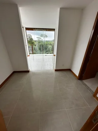 Imagem Oportunidade: Casa em Condomínio com Infraestrutura Completa em Praia do Forte, Mata de São João