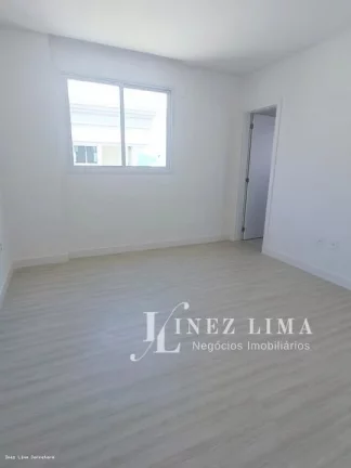 Imagem Alto Padrão para Venda em Itapema, meia praia, 3 dormitórios, 3 suítes, 4 banheiros, 2 vagas