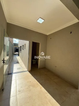 Imagem Casa com 3 dormitórios à venda, 196 m² por R$ 680.000 - Setor Santos Dumont - Itumbiara/GO