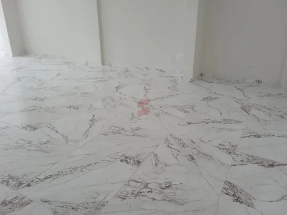 Imagem LOJA à venda por R$ 390.000,00 no bairro Centro - PINHAIS / PR
