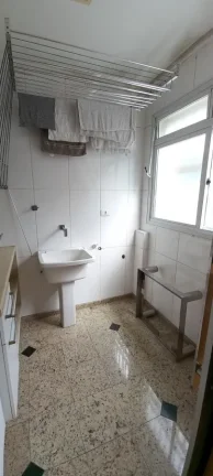 Imagem Casa triplex a venda em Santos no Embaré próximo a praia