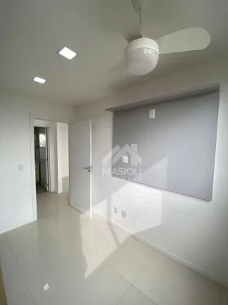 Imagem Apartamento com 2 dormitórios para alugar, 59 m² por R$ 3.630,00/mês - Jockey de Itaparica - Vila Velha/ES