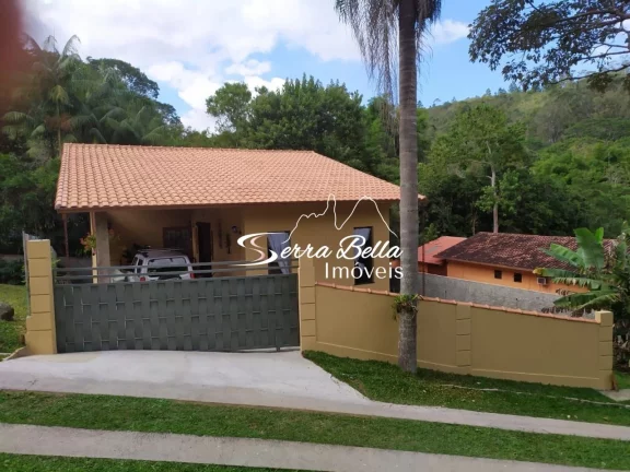 Imagem Casa com 2 dormitórios à venda, 90 m² por R$ 610.000,00 - Posse - Teresópolis/RJ