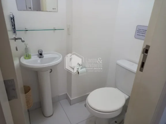 Imagem SALA À VENDA, COM 37M² 2 SALAS + RECEPÇÃO, 2 BANHEIROS, COM SACADA E VISTA DO NONO ANDAR, COM 1 VAGA EM FRENTE A ESTAÇÃO PARAISO DO METRÔ - VILA MARIANA